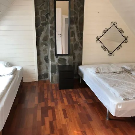 Goohouse 8 Πανσιόν Μπέργκεν